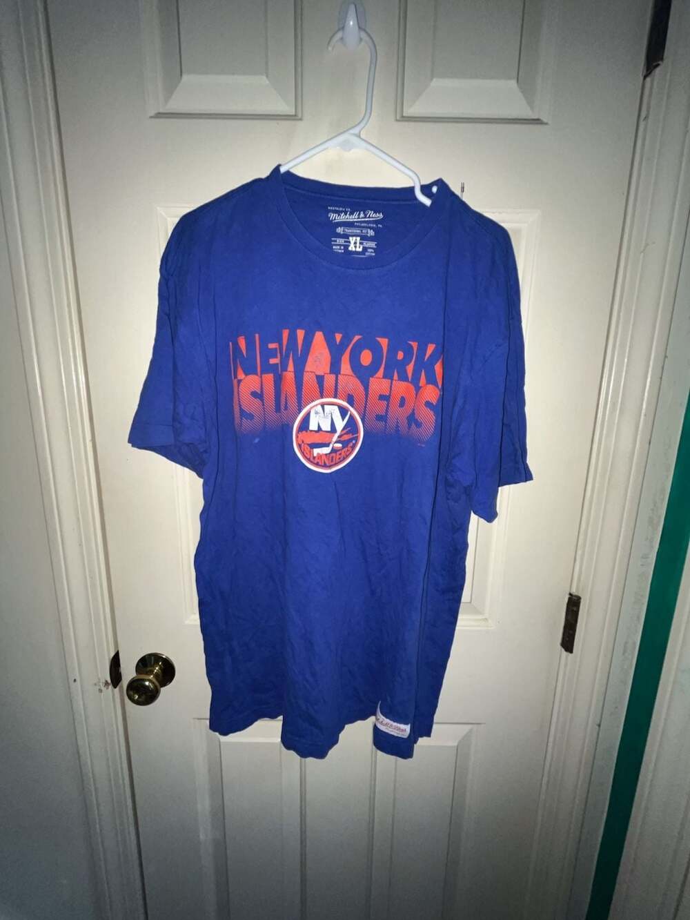 Mitchell & Ness New York Islanders Graphic T-Shirt Size XL
